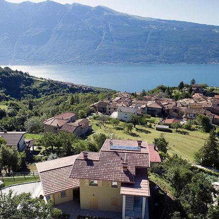 La Terrazza Sul Lago, Gtsgroup Tignale Exterior foto